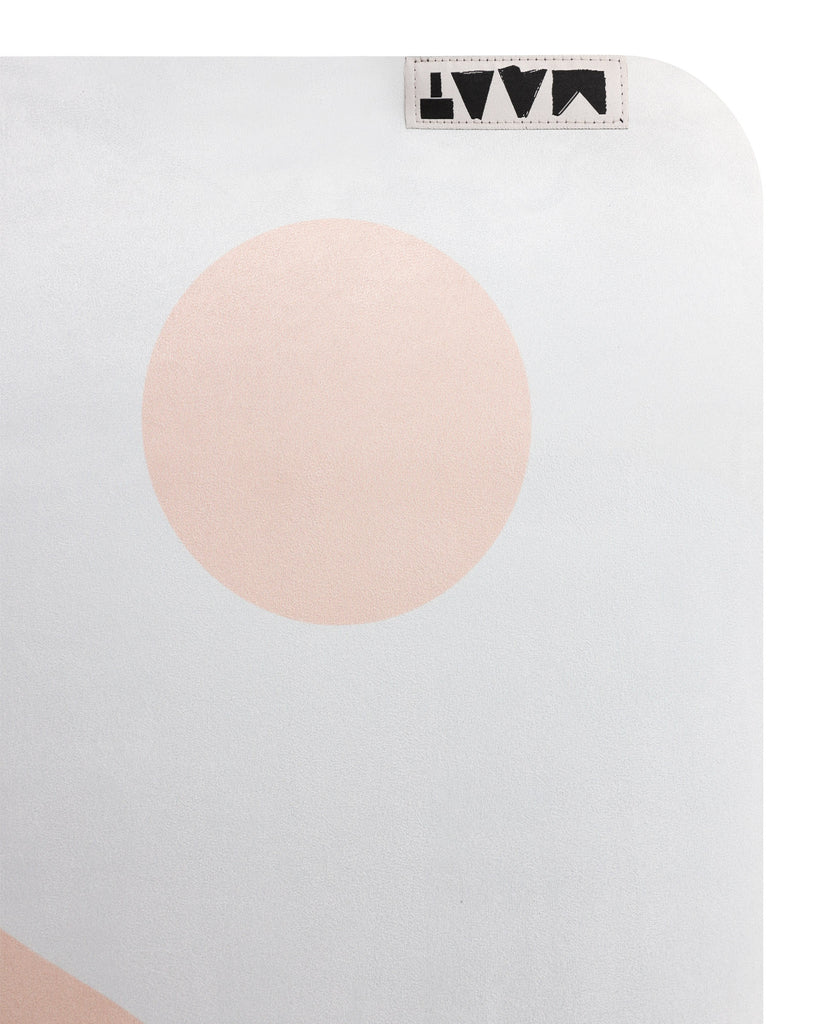Yin + Yang - Nude
